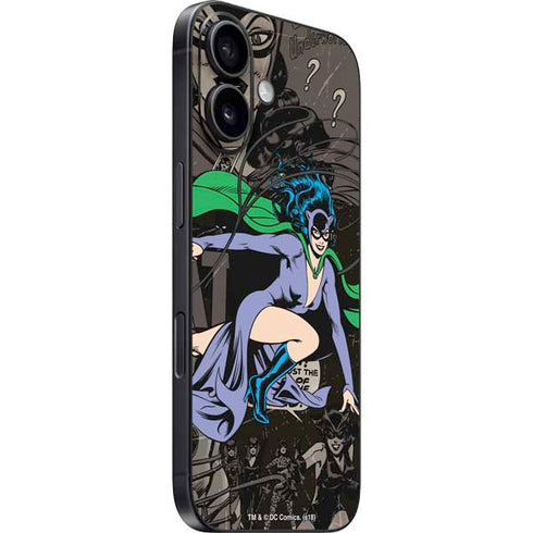 DC Comics Catwoman Vintage Action Pose Pattern iPhone 16 Plus Skin